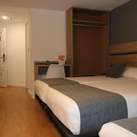 Hostal Alda Palencia Plaza Buitenkant foto