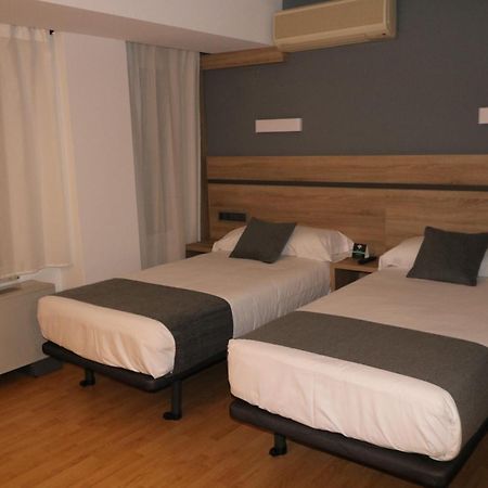 Hostal Alda Palencia Plaza Buitenkant foto